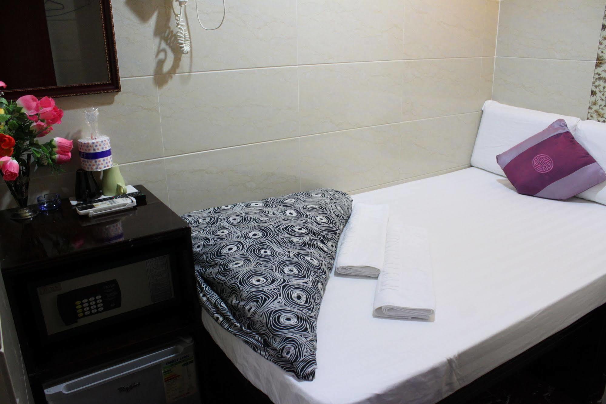 Russian Hostel Hong Kong Bagian luar foto