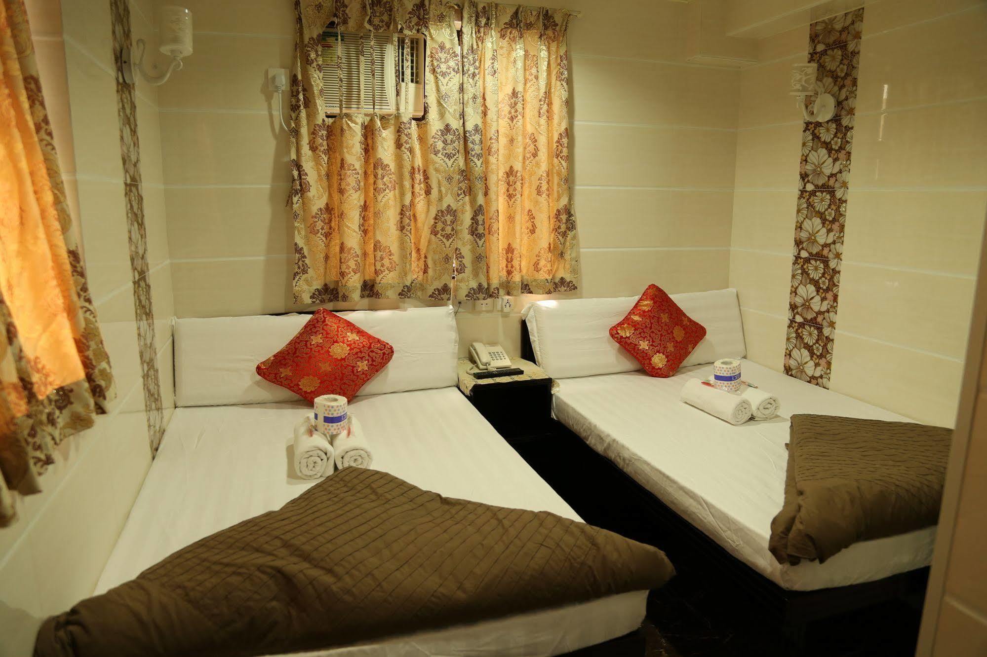 Russian Hostel Hong Kong Bagian luar foto